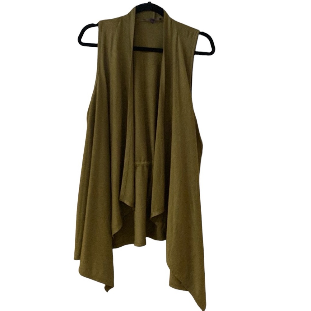 Women's Tan Sleeveless Drape Vest